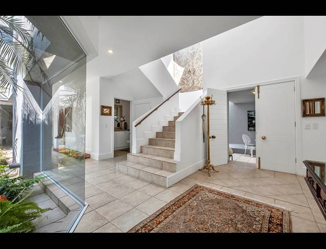 4 BEDROOM HOUSE FOR SALE IN HYDE PARK
